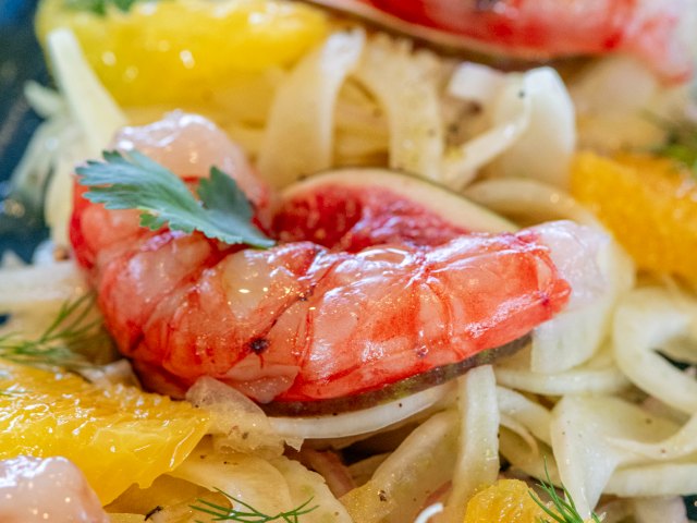 Red prawns with figs, fennel and orange